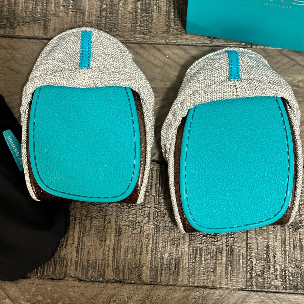 Tieks Gray and Teal Foldable Flats - Picture 11 of 13